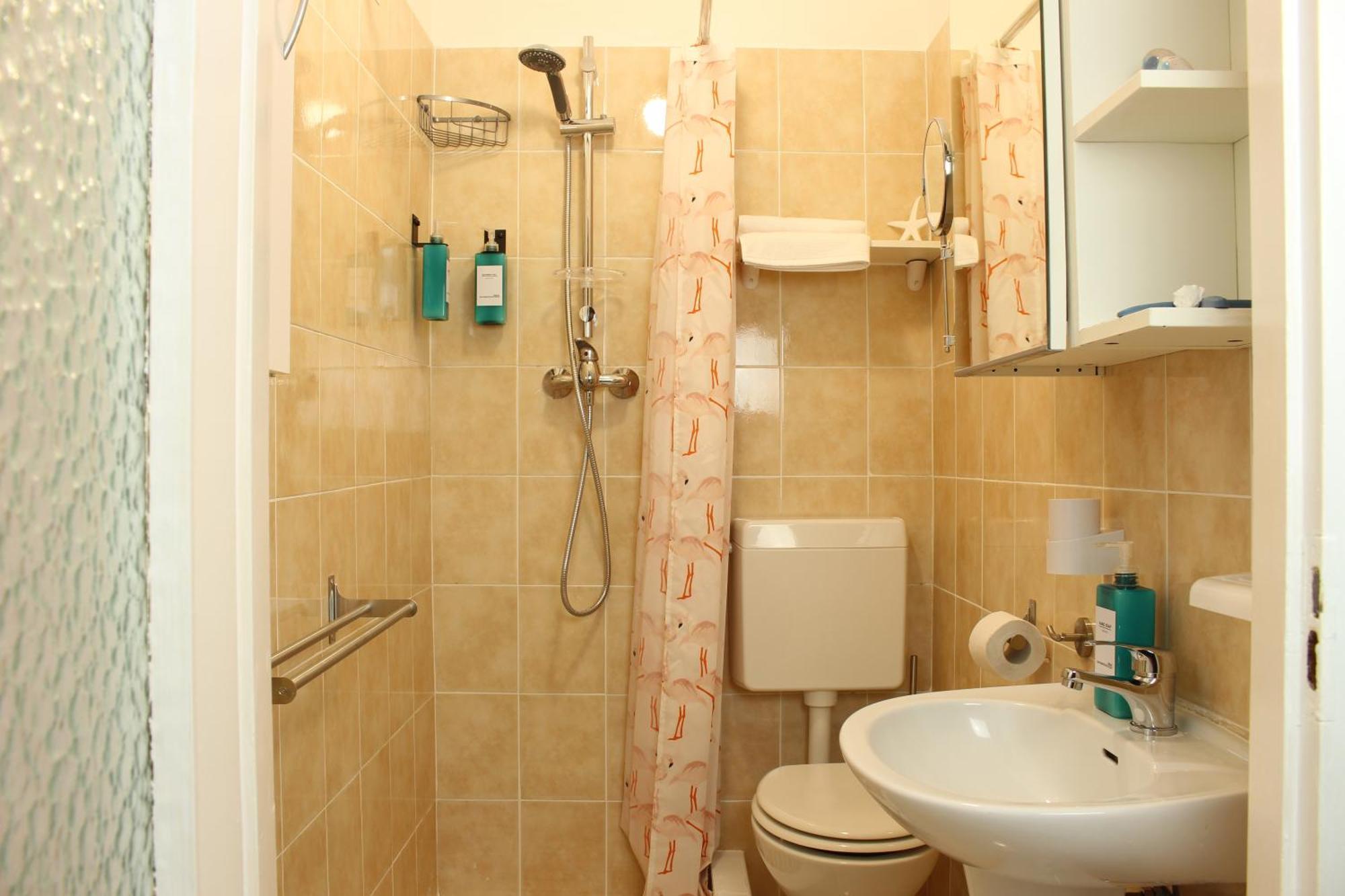Appartamento Storico In Viale Триест Екстериор снимка